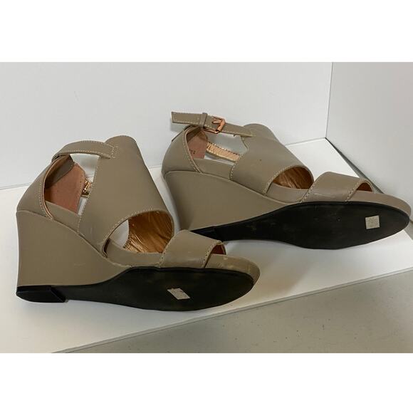 Lane Bryant Strap Wedge 3" Wedge Heel Sandals Sz 8W NEW - Picture 4 of 10